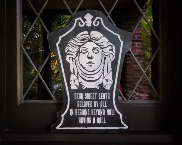 Leota's tombstone: Haunted Mansion tribute.