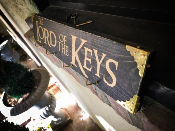 Lord of the Keys key holder.