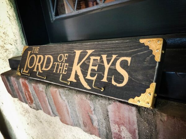 Lord of the Keys key holder.