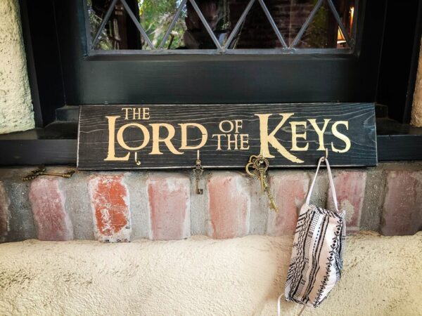 Lord of the Keys key holder with mask.