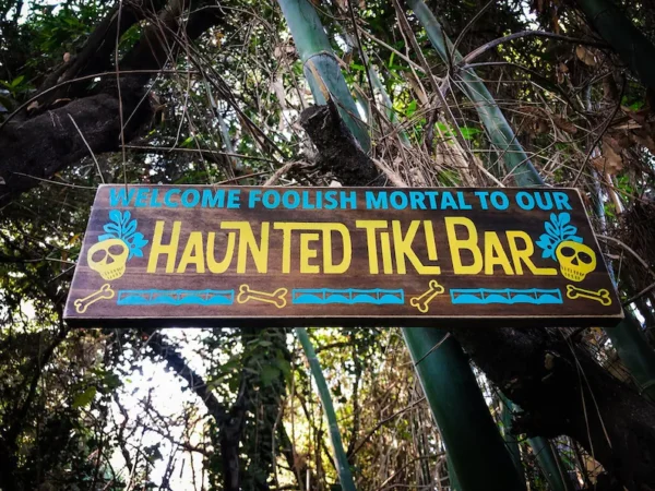 Haunted Tiki Bar sign: Welcome!