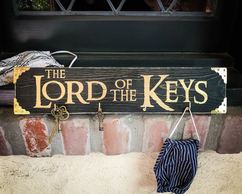 Lord of the Keys key holder.