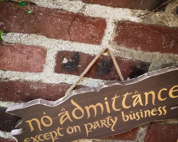 No admittance except on party business.