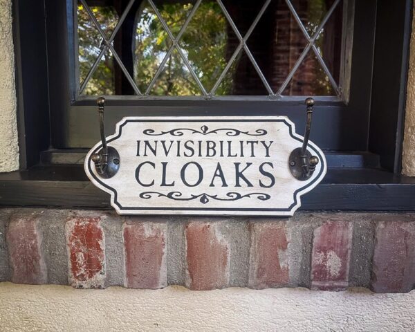 Invisibility cloaks hook sign.