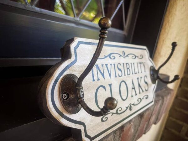 Invisibility cloaks hook sign.